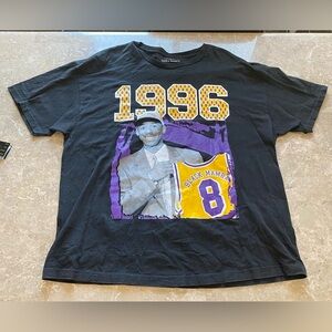 Vintage 1996 Black Kobe Bryant Men's T-Shirt